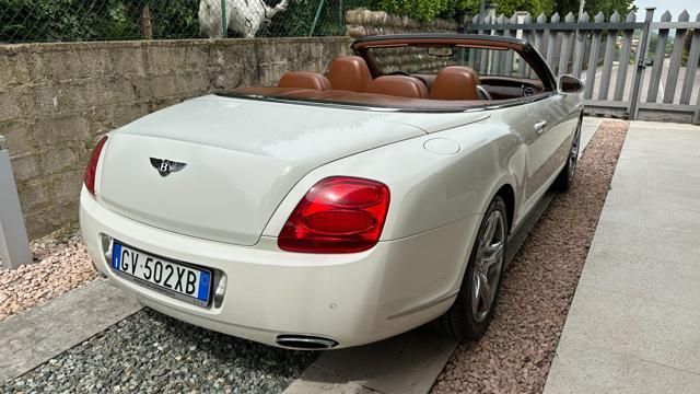 Bentley Continental GTC 2008