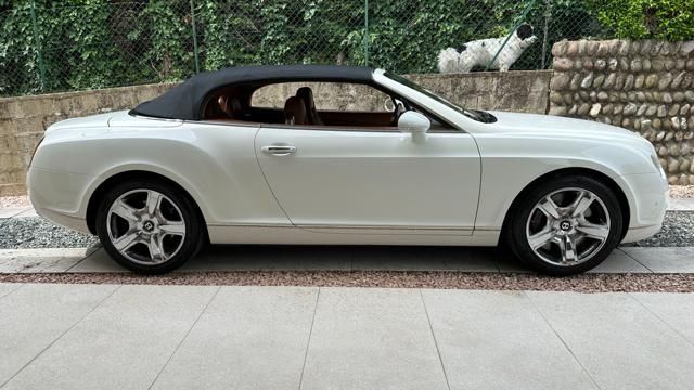Bentley Continental GTC 2008