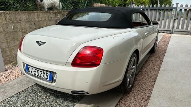Bentley Continental GTC 2008