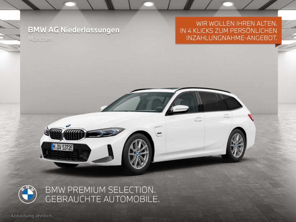 BMW 330 2022