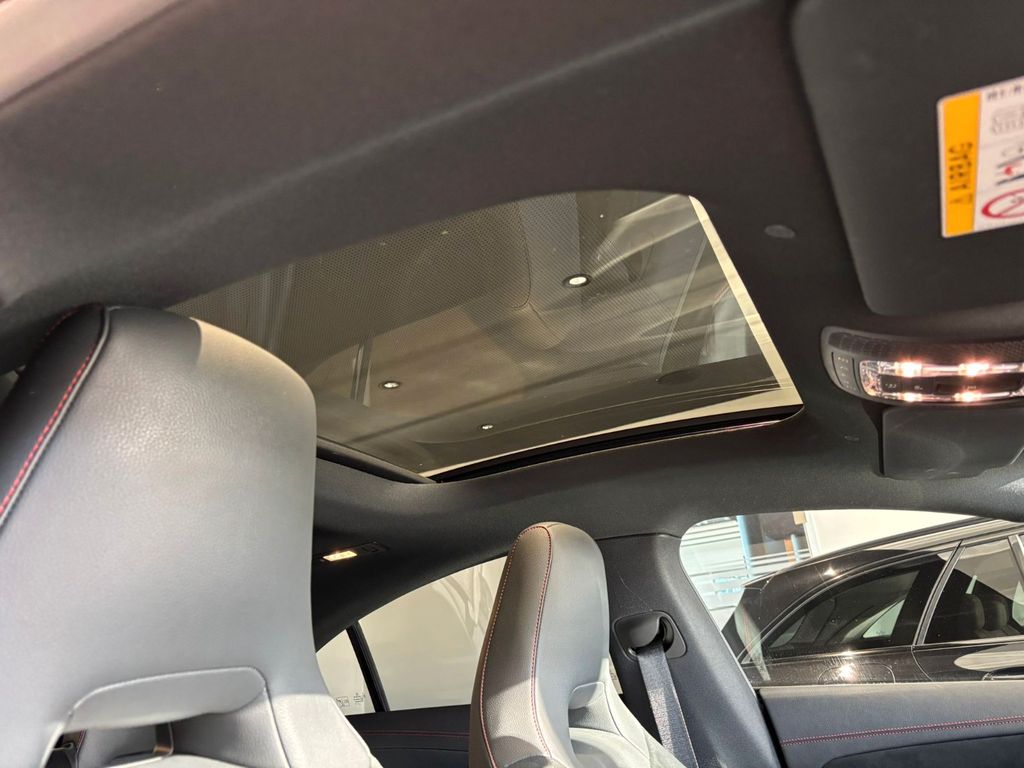 Mercedes-Benz CLA 250 2022