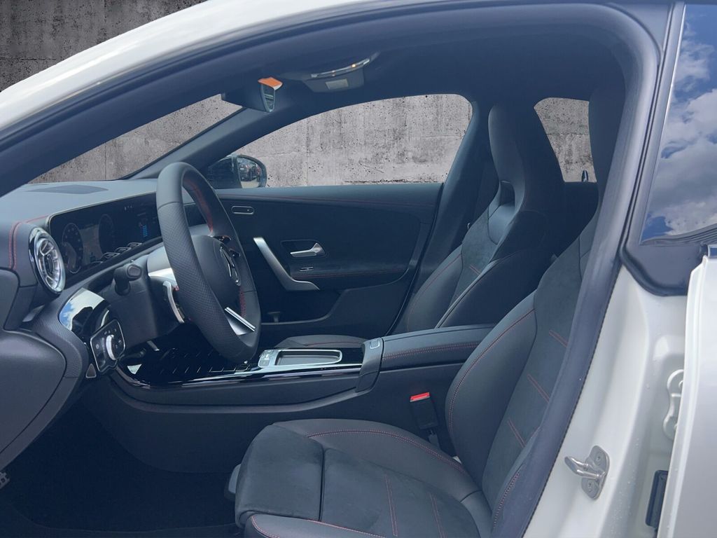 Mercedes-Benz CLA 250 2024