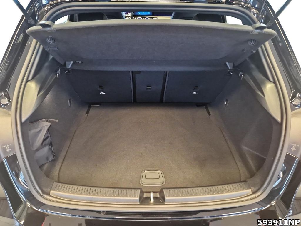Mercedes-Benz A 200 2024