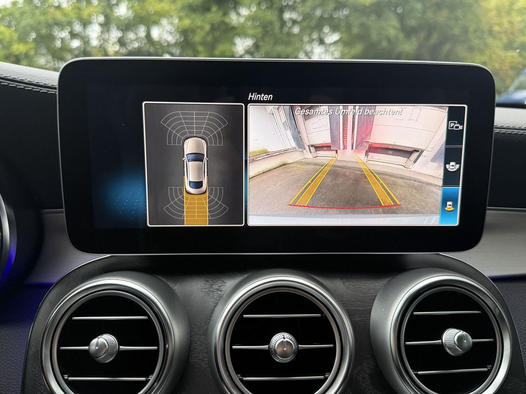 Mercedes-Benz C 300 2024