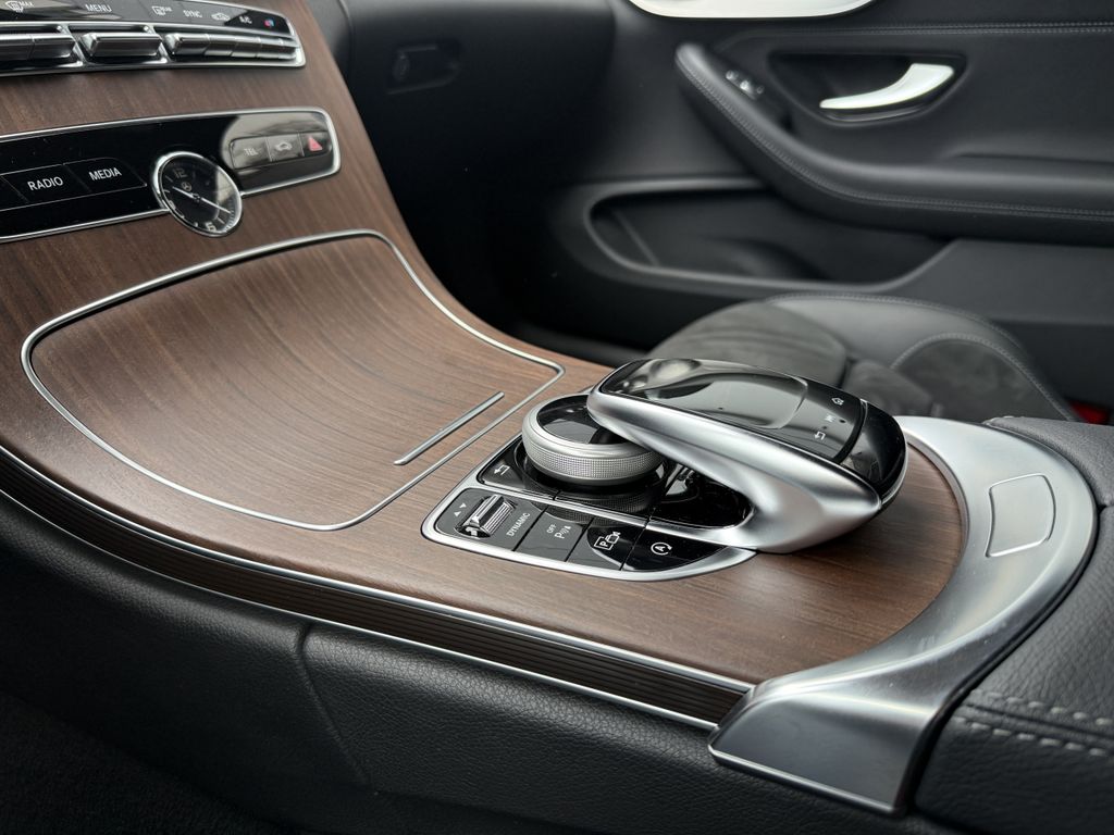 Mercedes-Benz C 300 2022