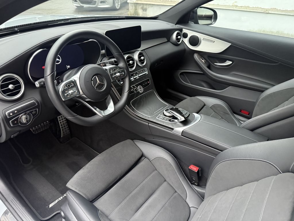 Mercedes-Benz C 300 2024