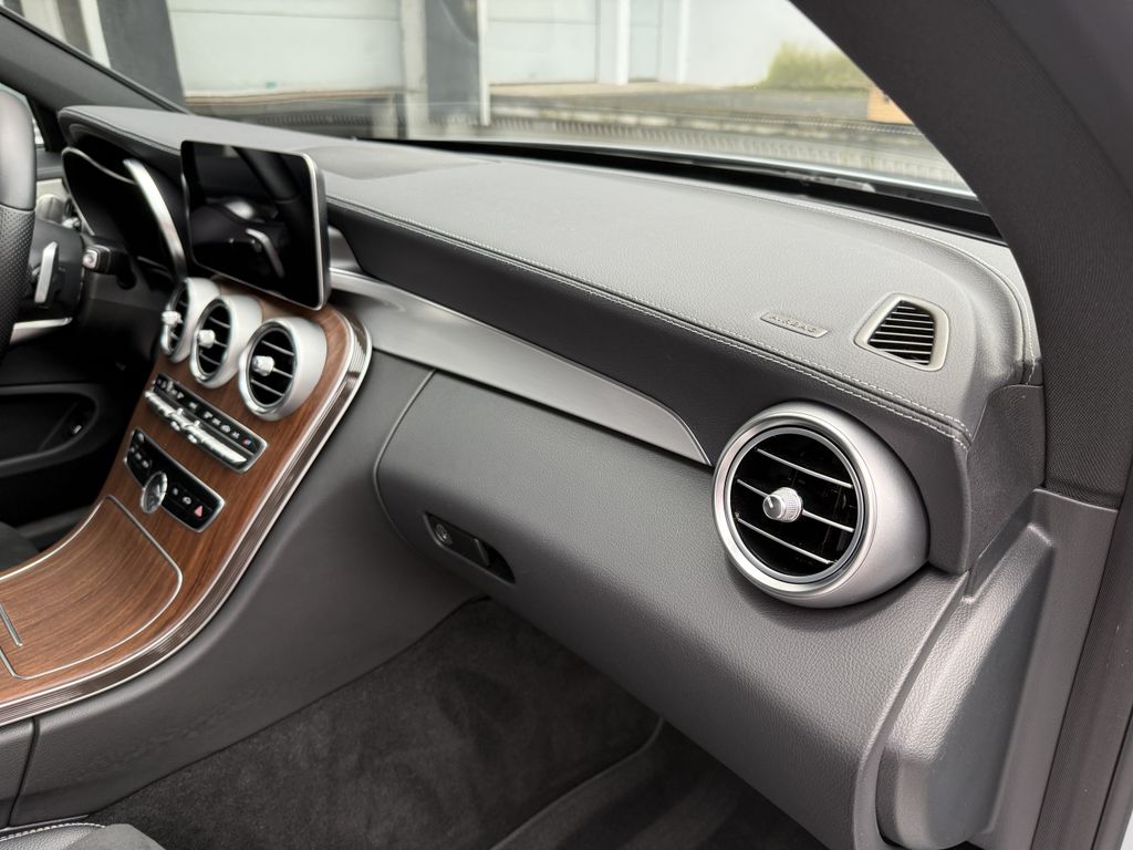 Mercedes-Benz C 300 2022