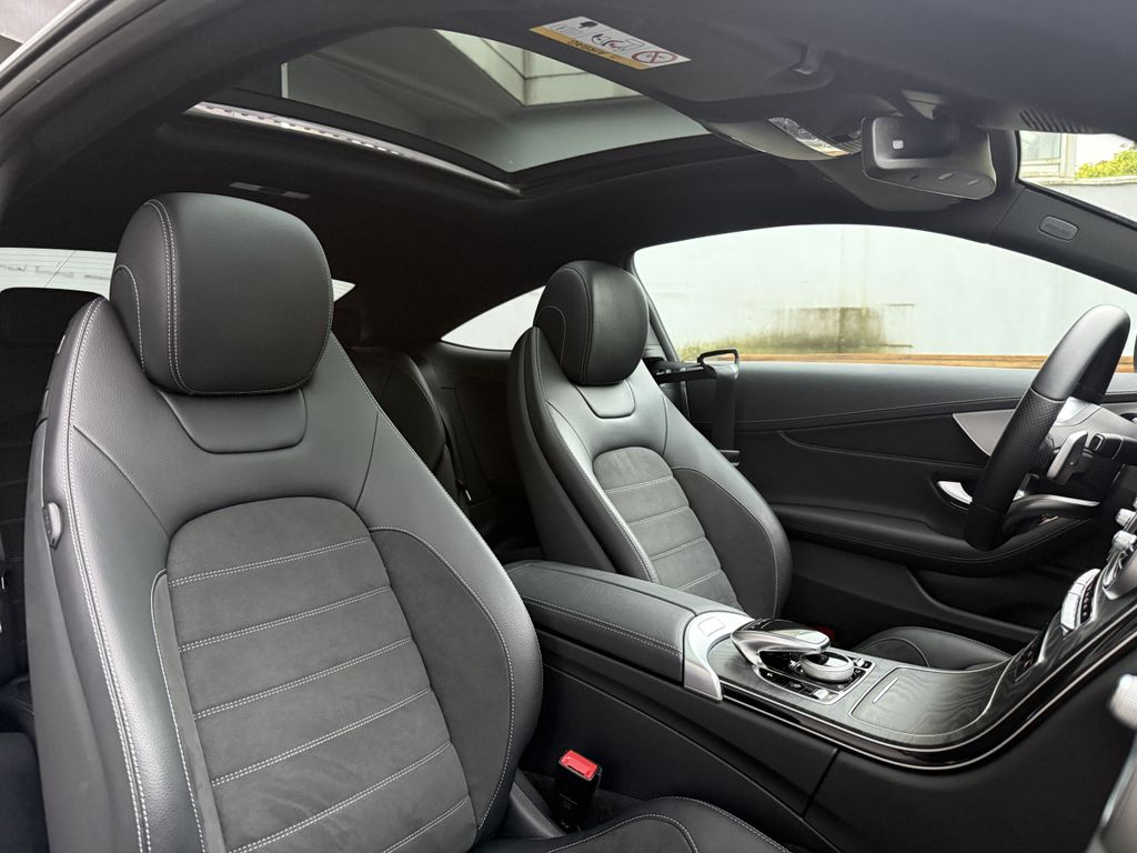 Mercedes-Benz C 300 2024