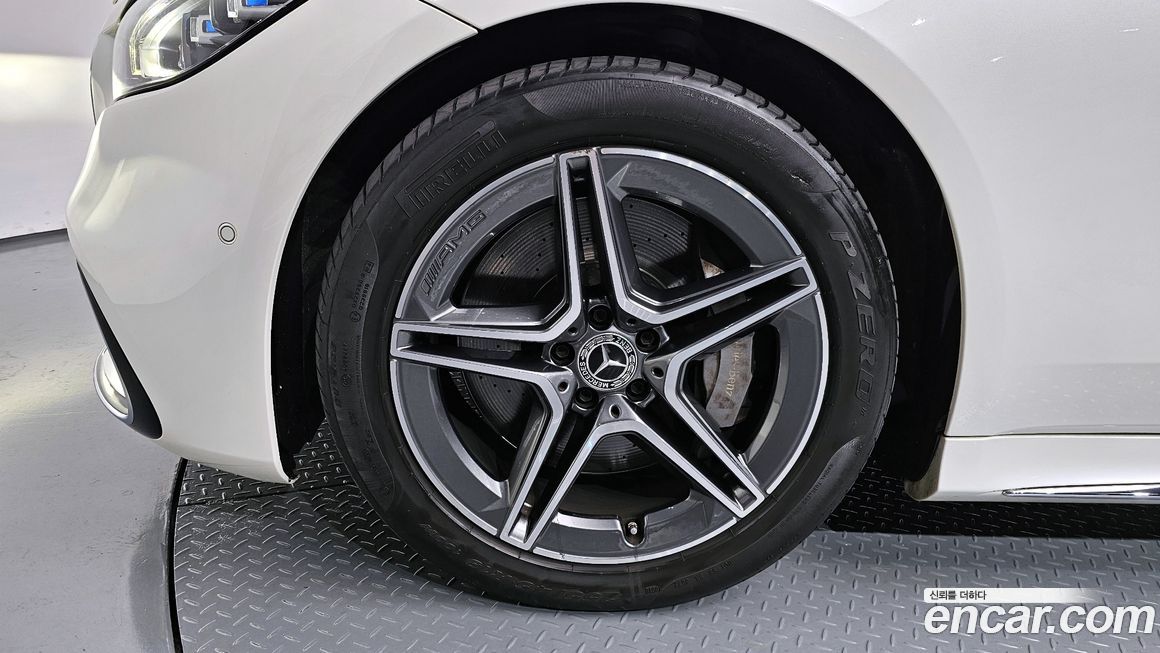 Mercedes-Benz S-Class 2022