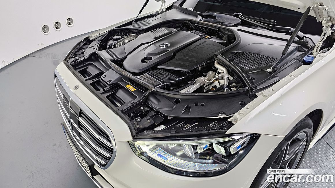 Mercedes-Benz S-Class 2022