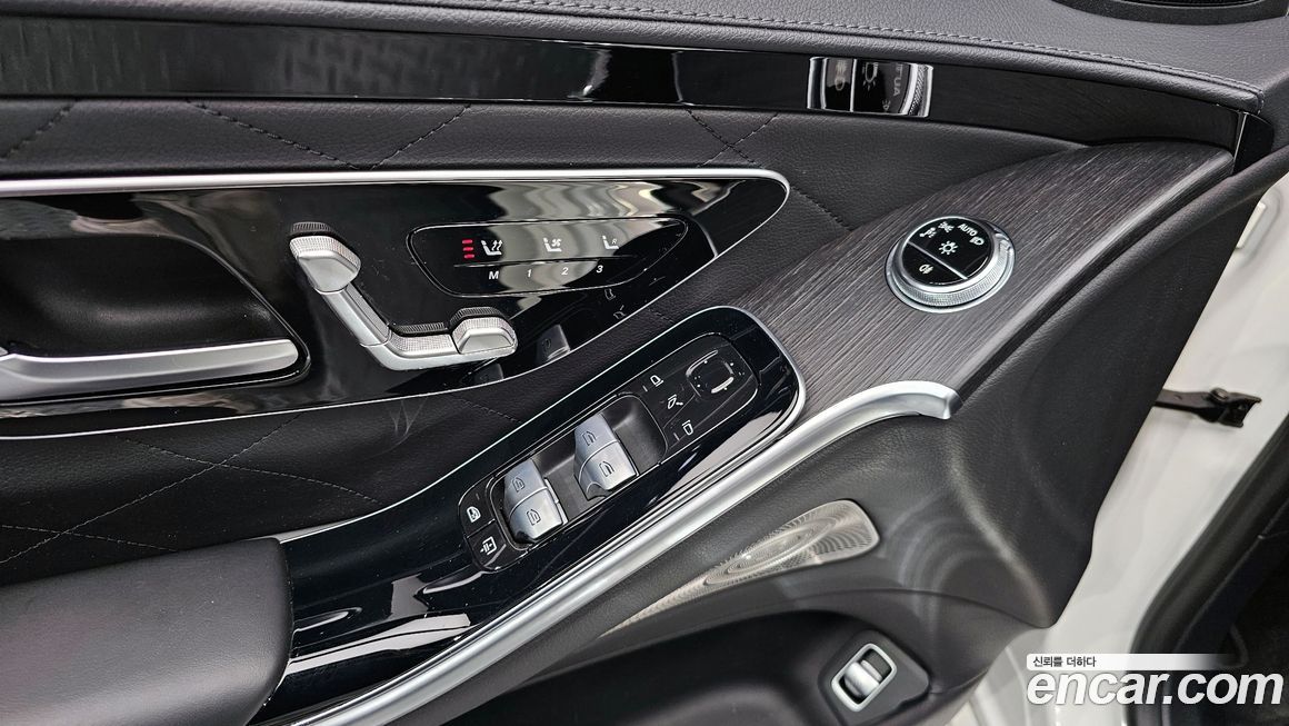 Mercedes-Benz S-Class 2022