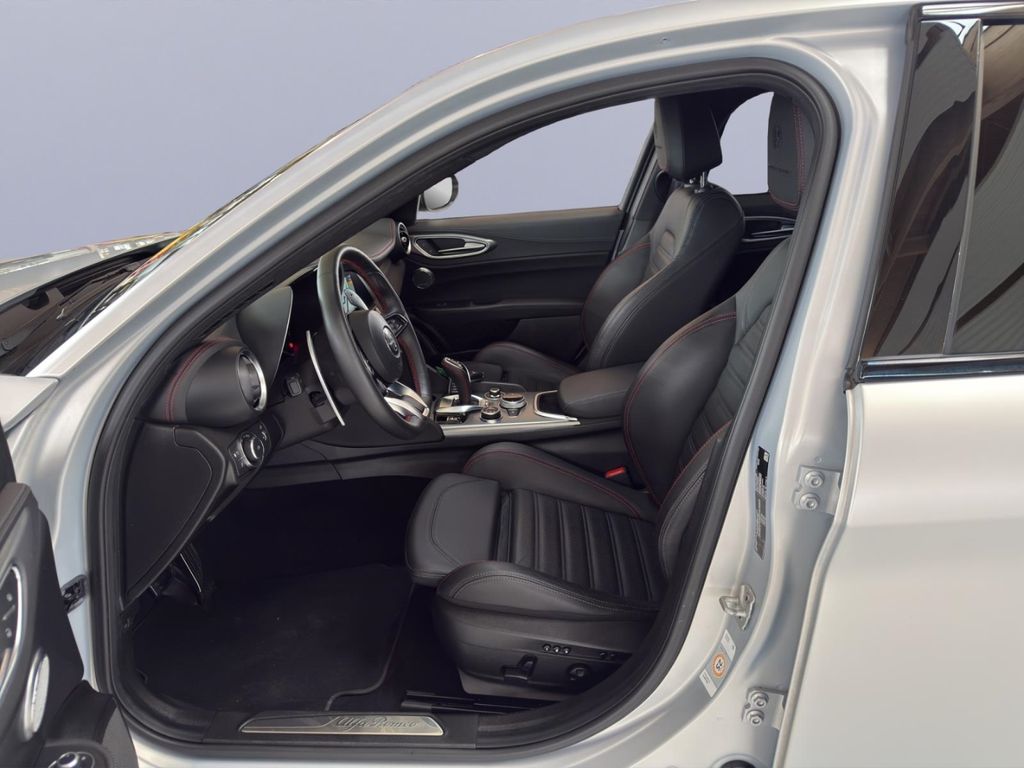 Alfa Romeo Giulia 2023