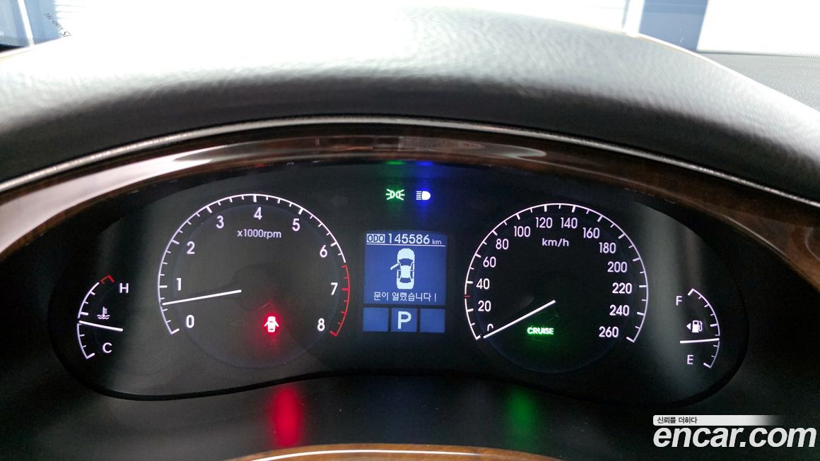 Hyundai Genesis 2009