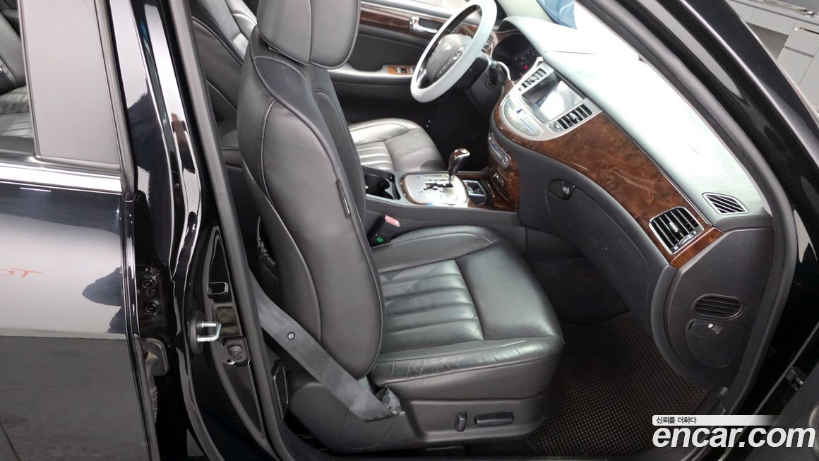 Hyundai Genesis 2009