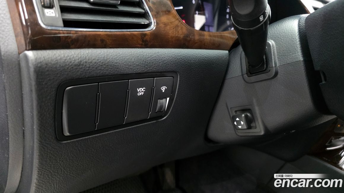 Hyundai Genesis 2009