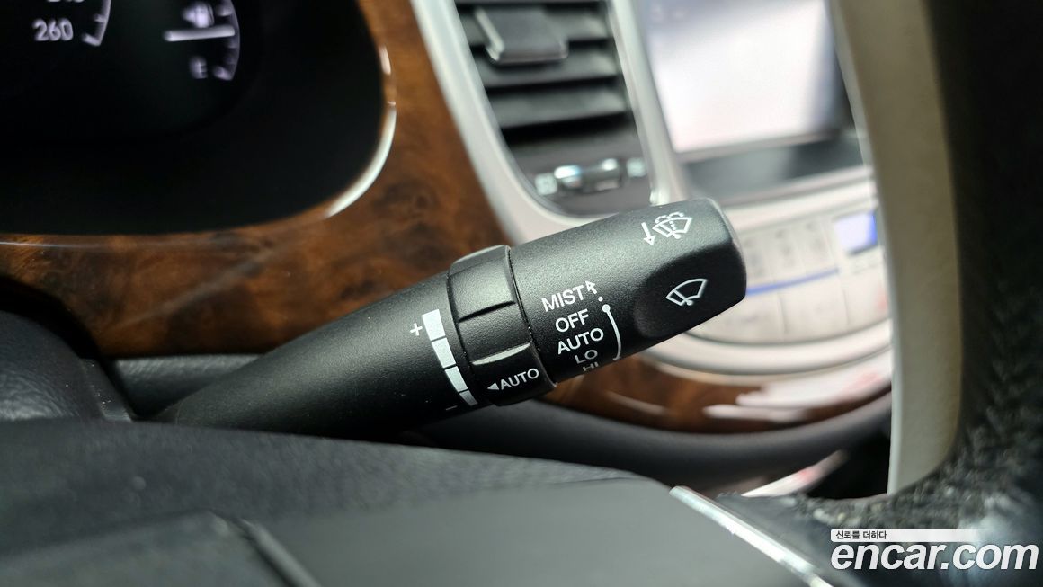 Hyundai Genesis 2009