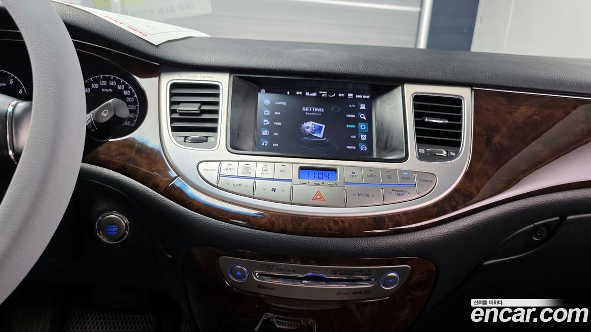 Hyundai Genesis 2009