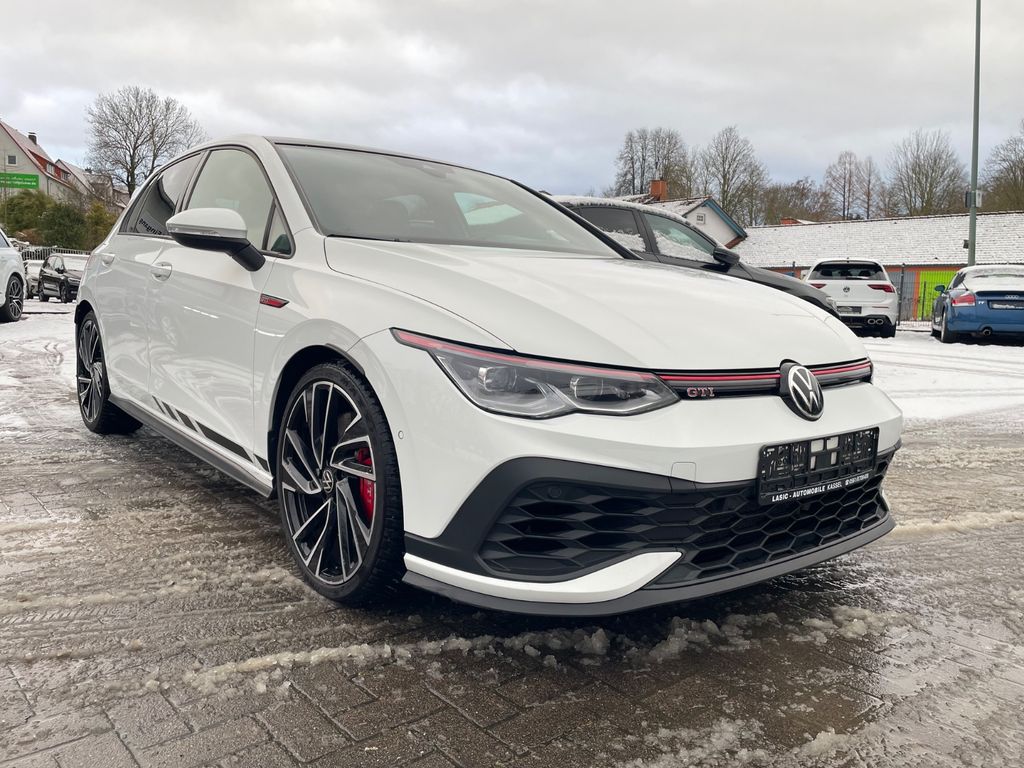 Volkswagen Golf 2021