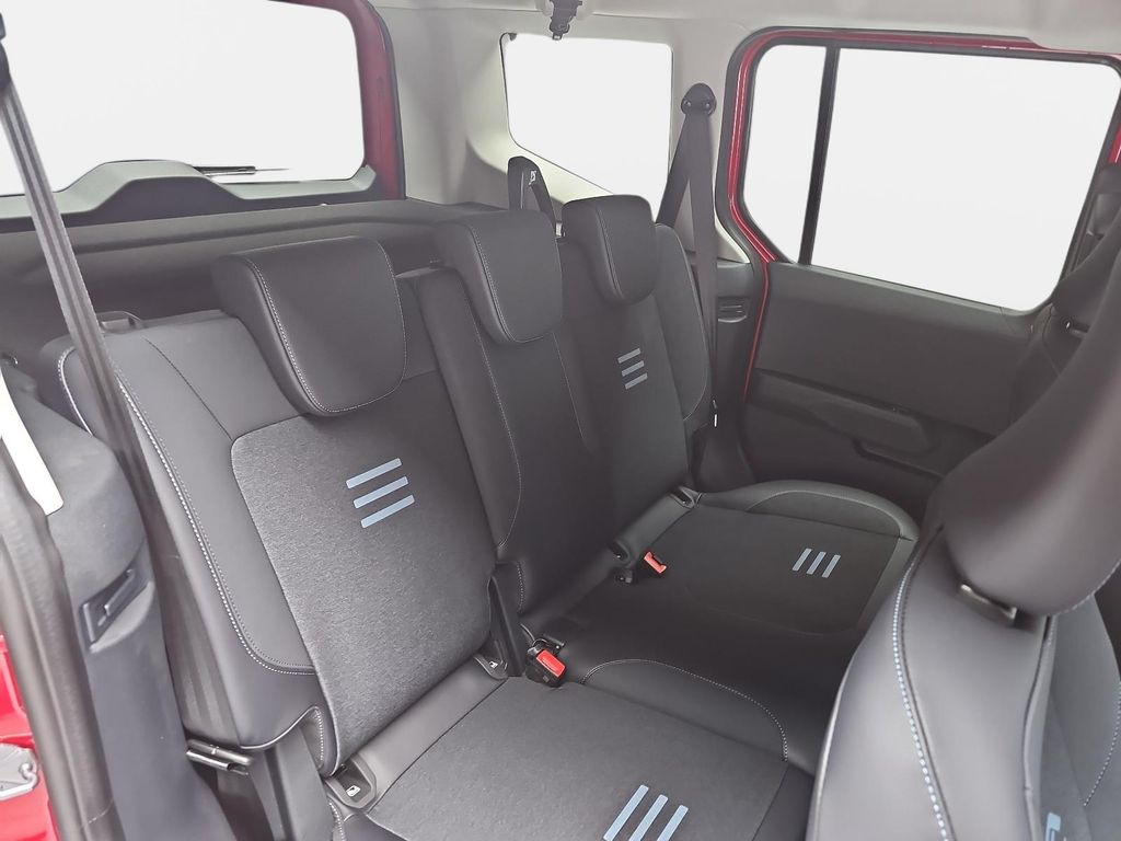 Ford Tourneo Courier 2025