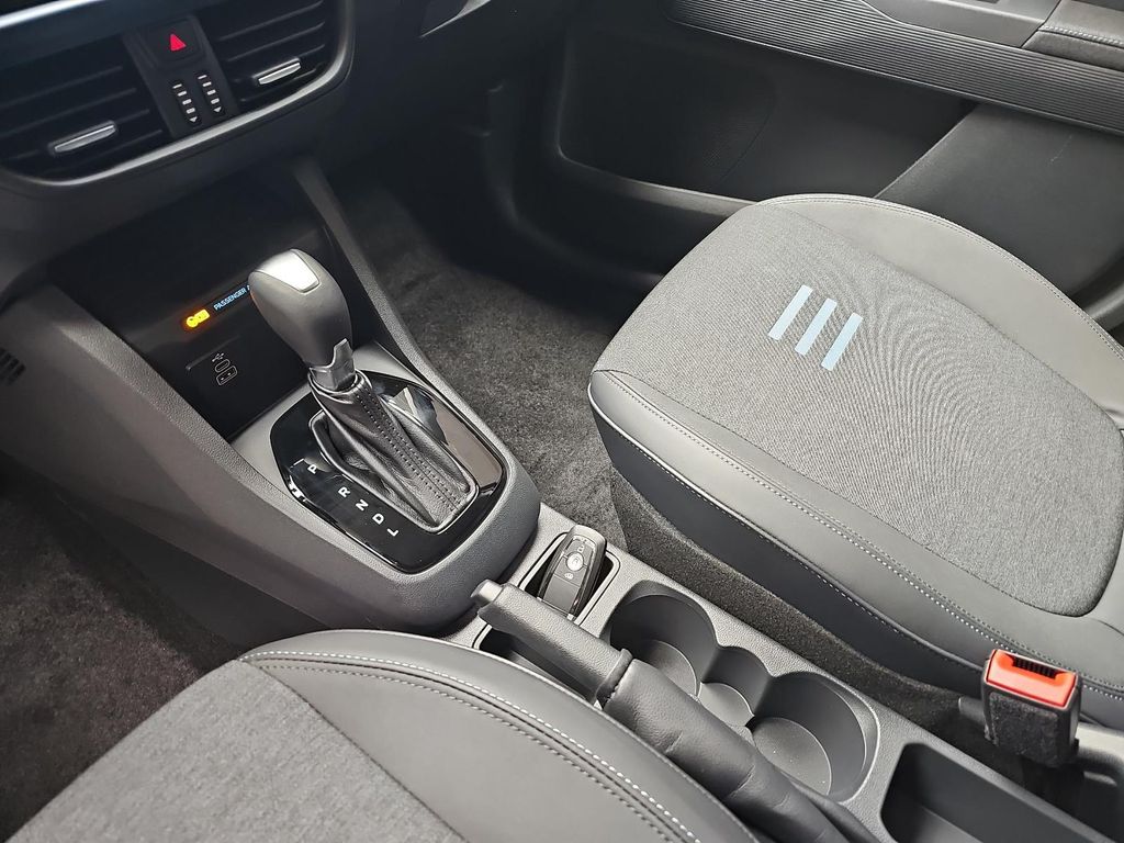 Ford Tourneo Courier 2025