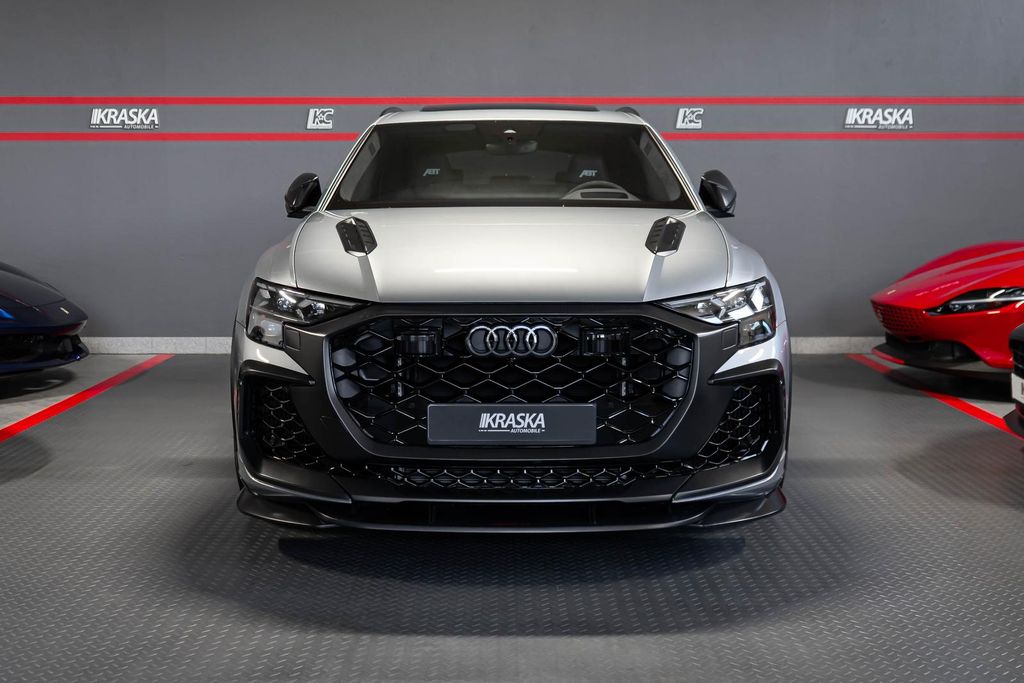 Audi RSQ8 2025
