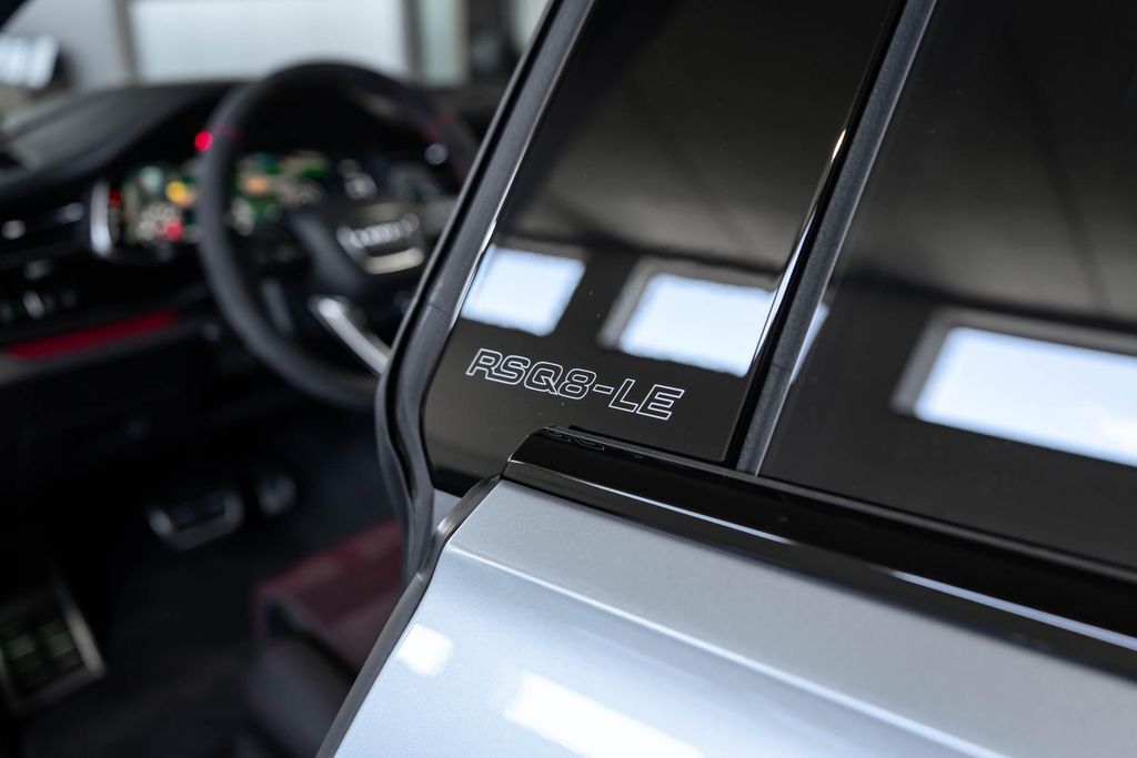 Audi RSQ8 2025