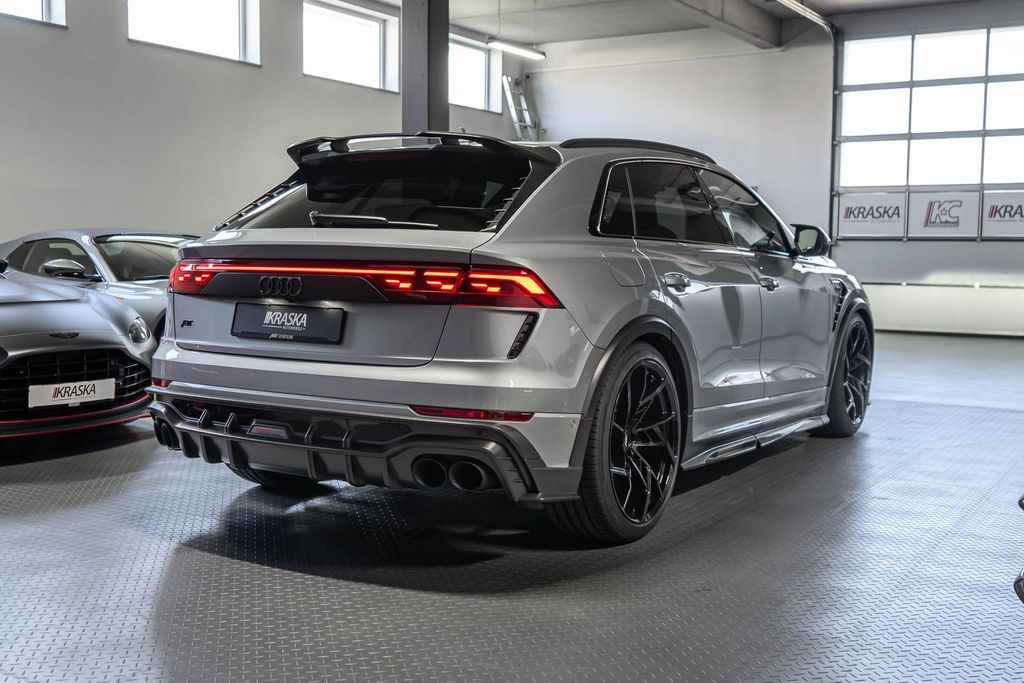 Audi RSQ8 2025