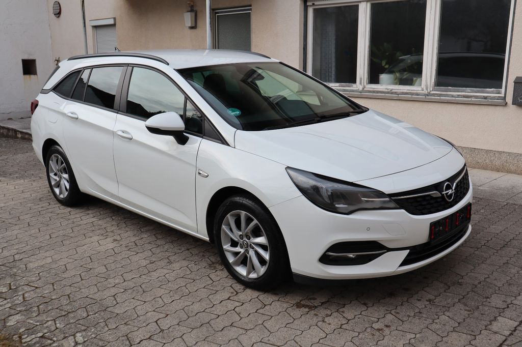 Opel Astra 2020