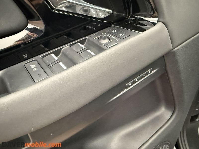 Land Rover Range Rover Evoque 2024