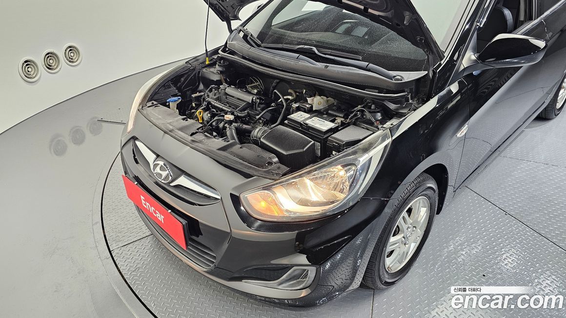 Hyundai Accent 2014