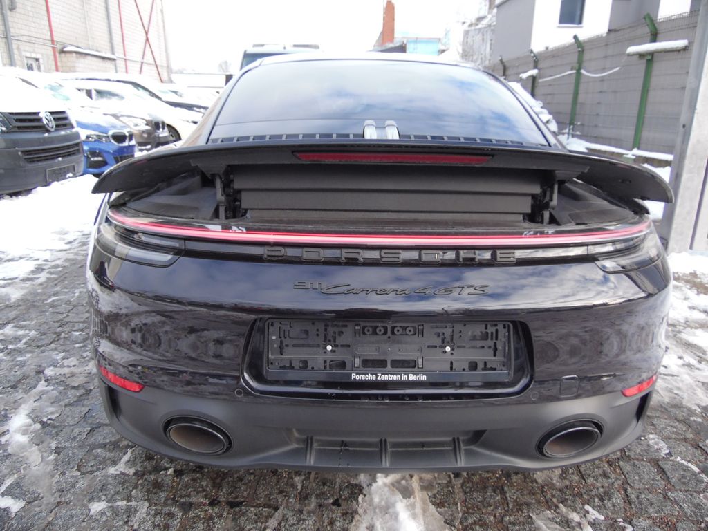 Porsche 992 2024