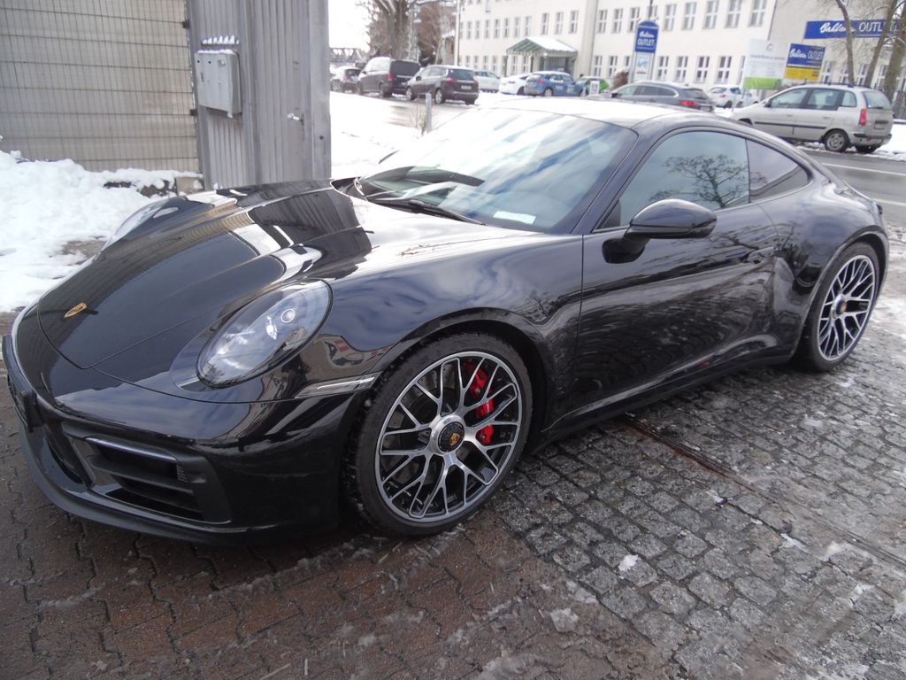 Porsche 992 2024