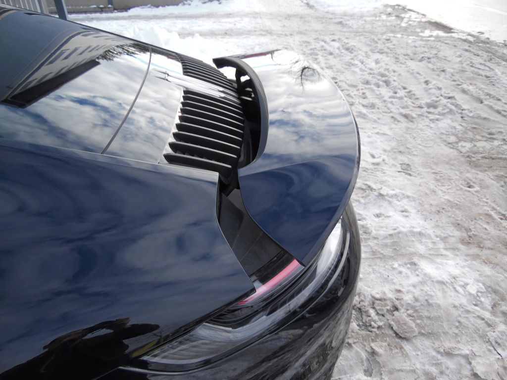 Porsche 992 2024