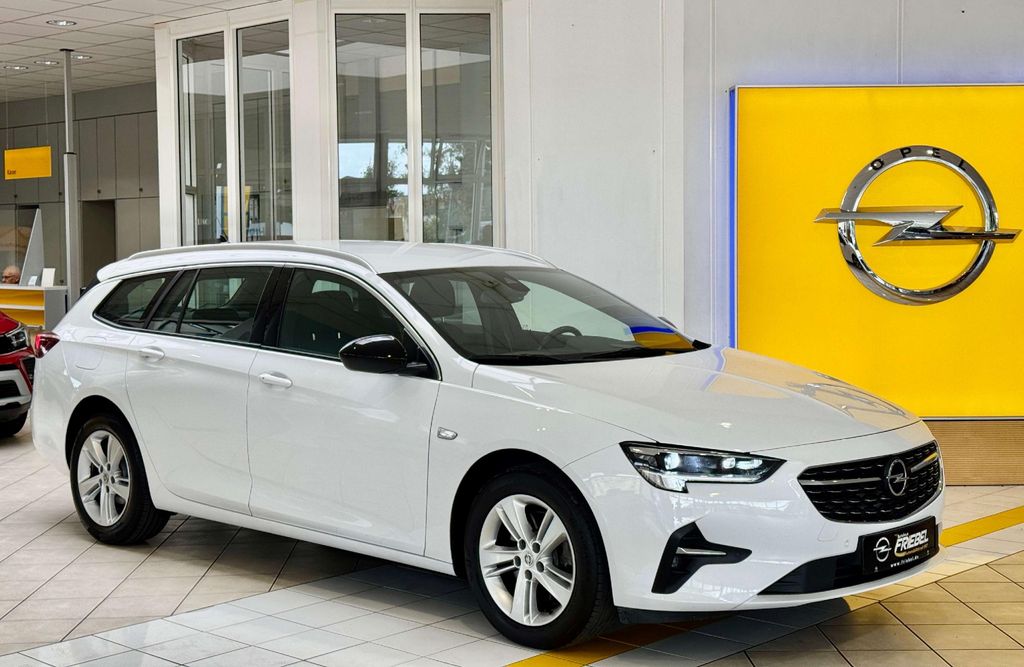 Opel Insignia 2021
