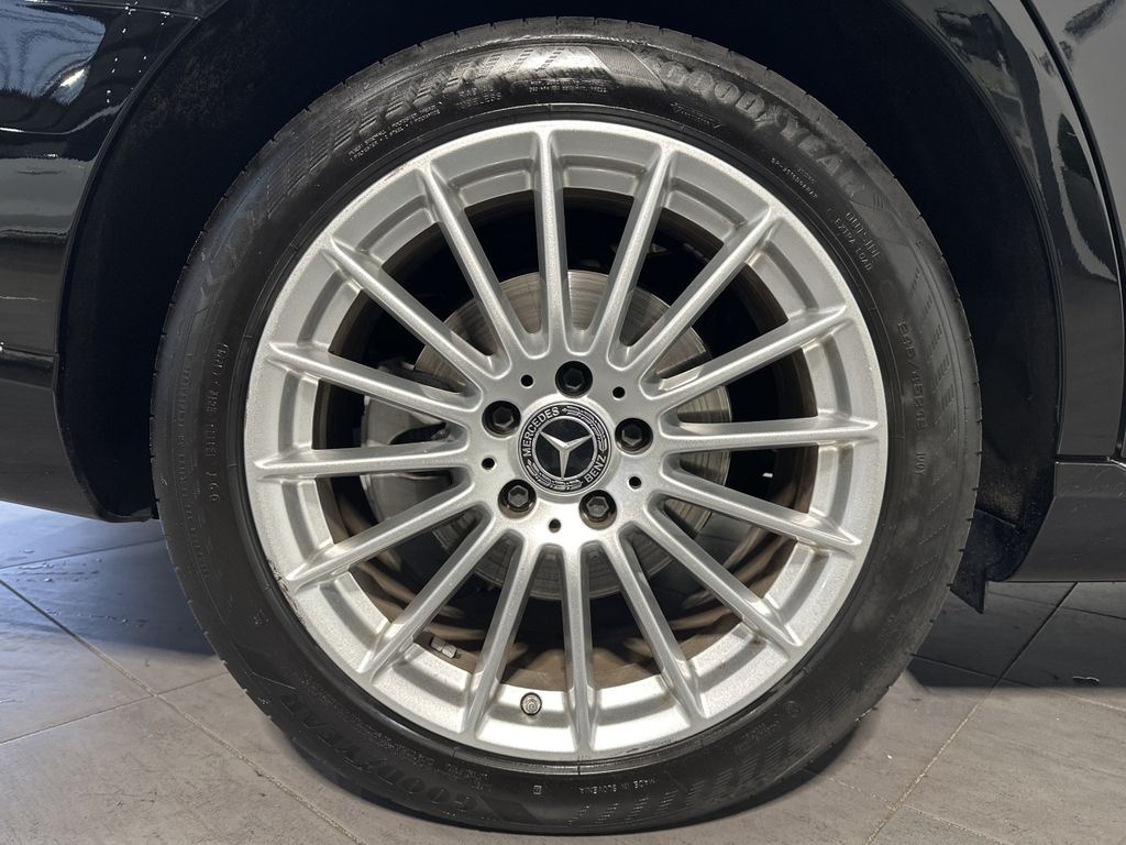 Mercedes-Benz E 220 2022