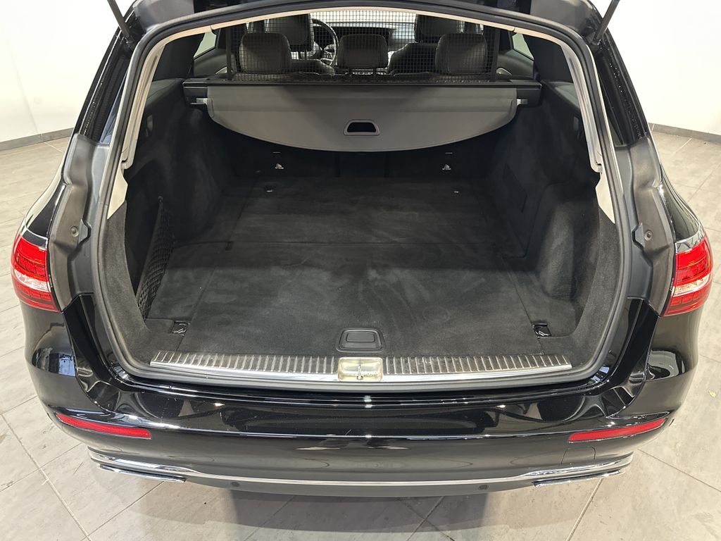 Mercedes-Benz E 220 2022