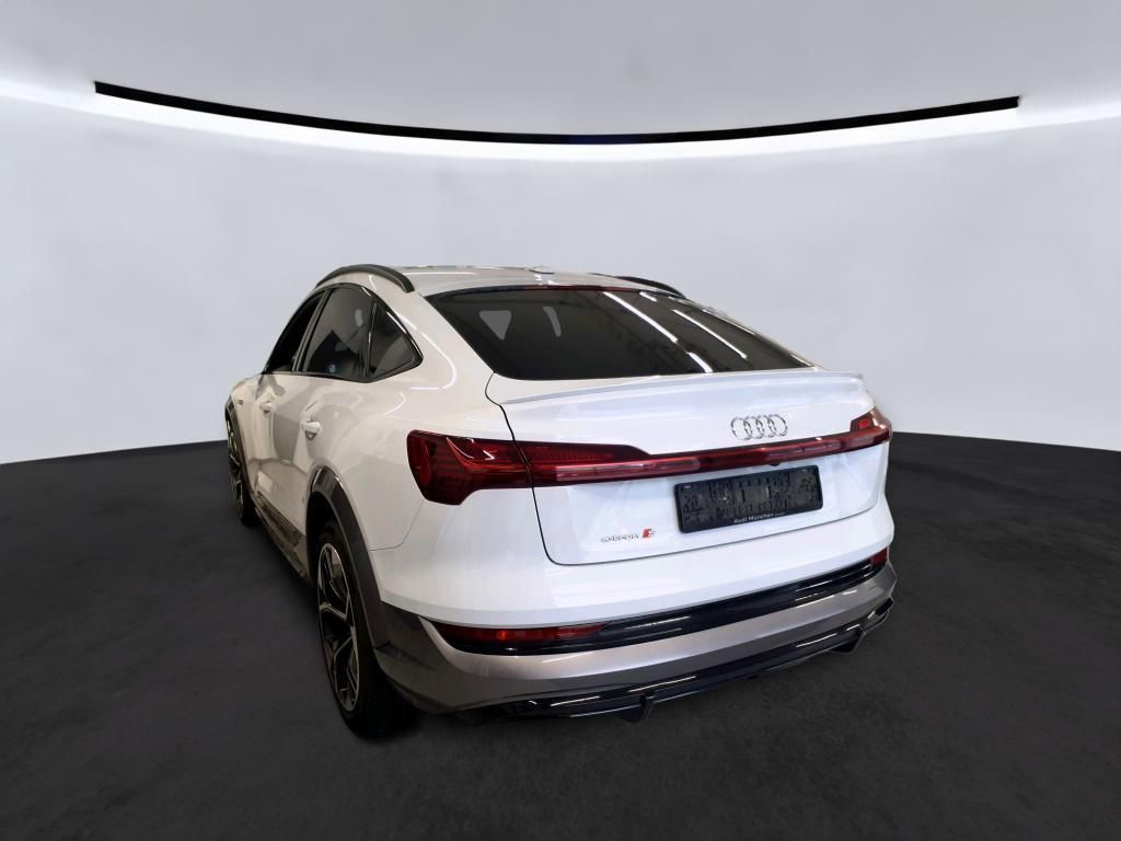 Audi e-tron 2021