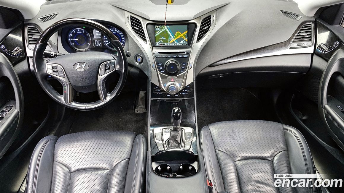 Hyundai Grandeur 2011