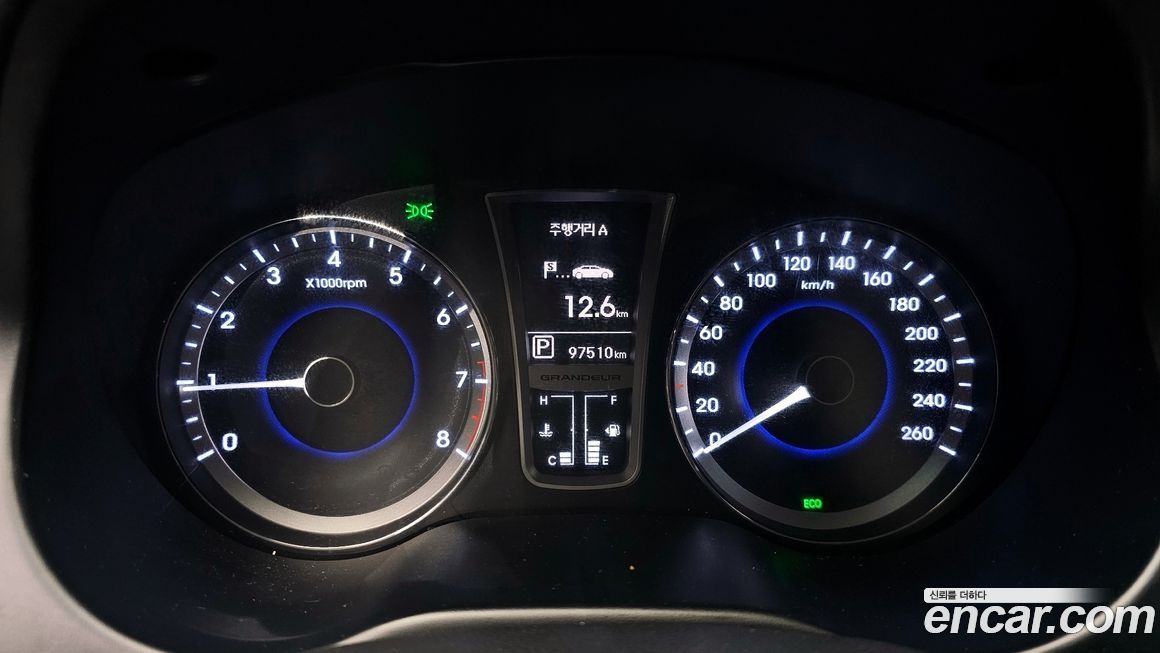 Hyundai Grandeur 2011