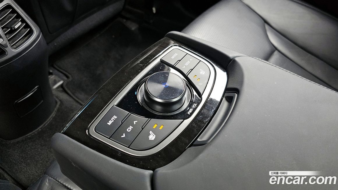 Hyundai Grandeur 2011