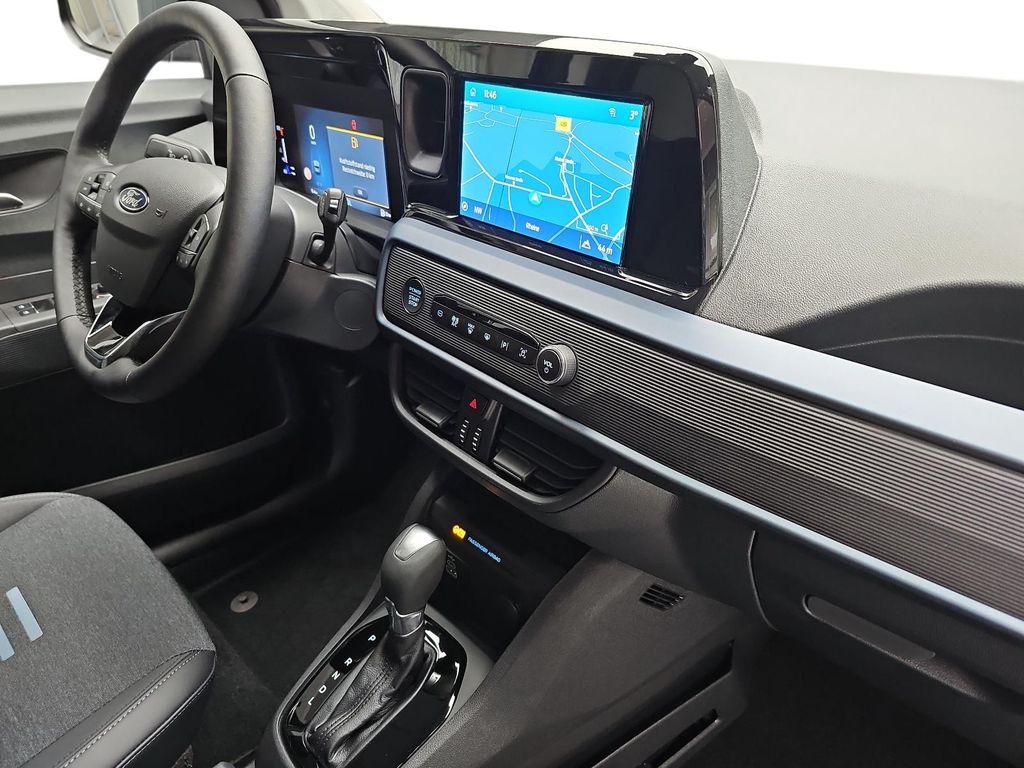 Ford Tourneo Courier 2025