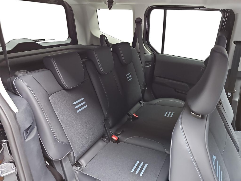 Ford Tourneo Courier 2025