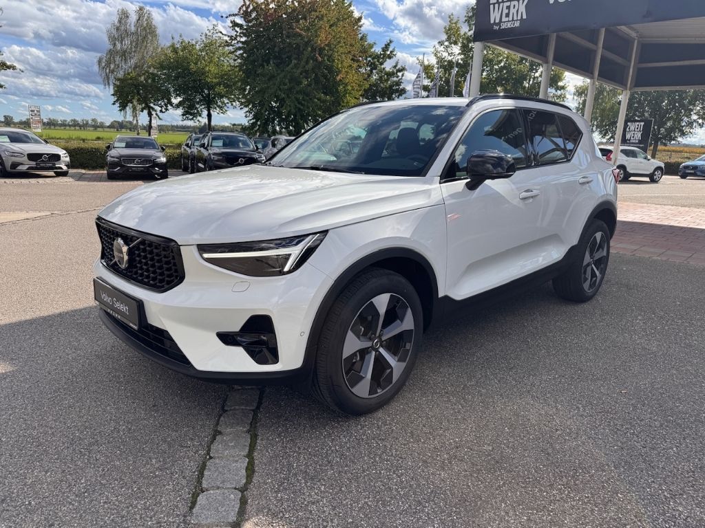 Volvo XC40 2024