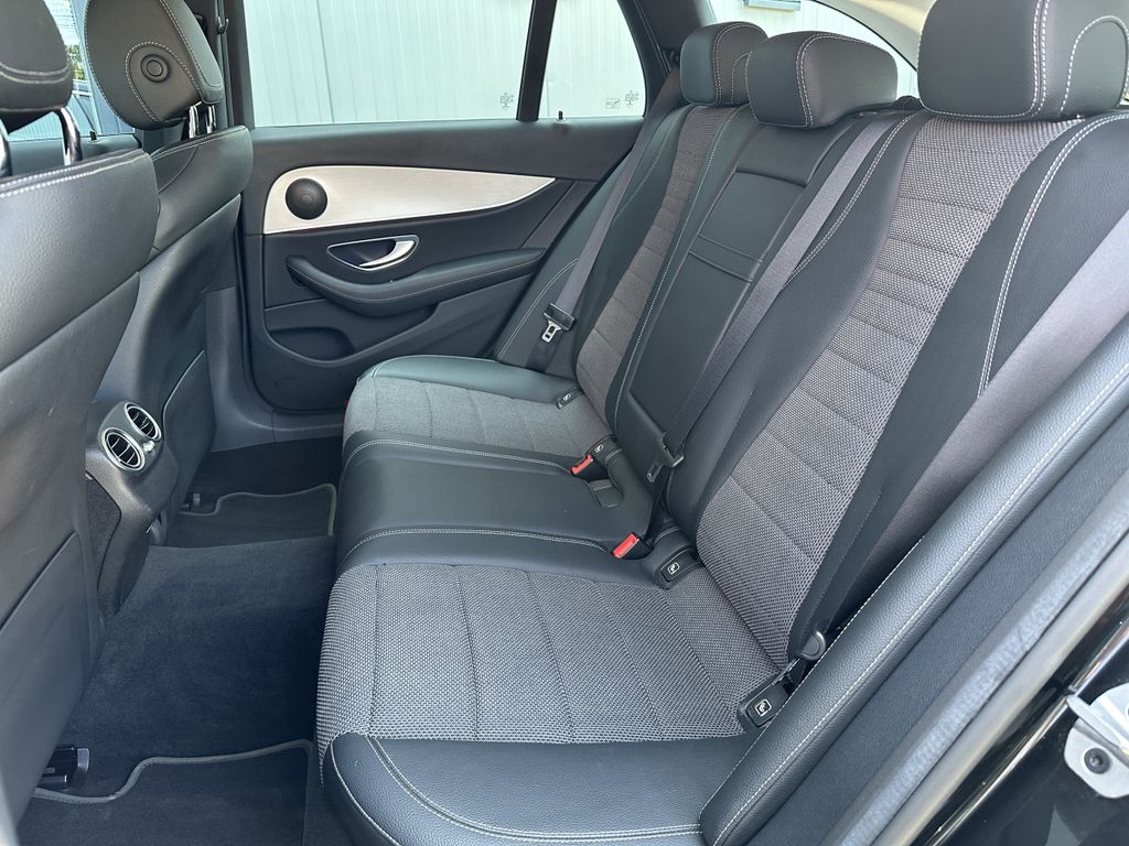 Mercedes-Benz E 300 2021