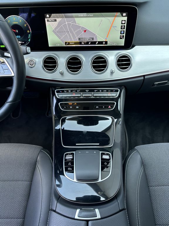 Mercedes-Benz E 300 2021