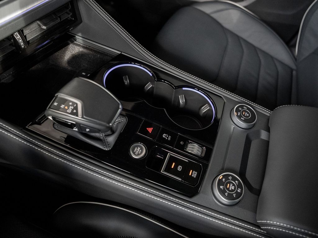 Volkswagen Touareg 2025