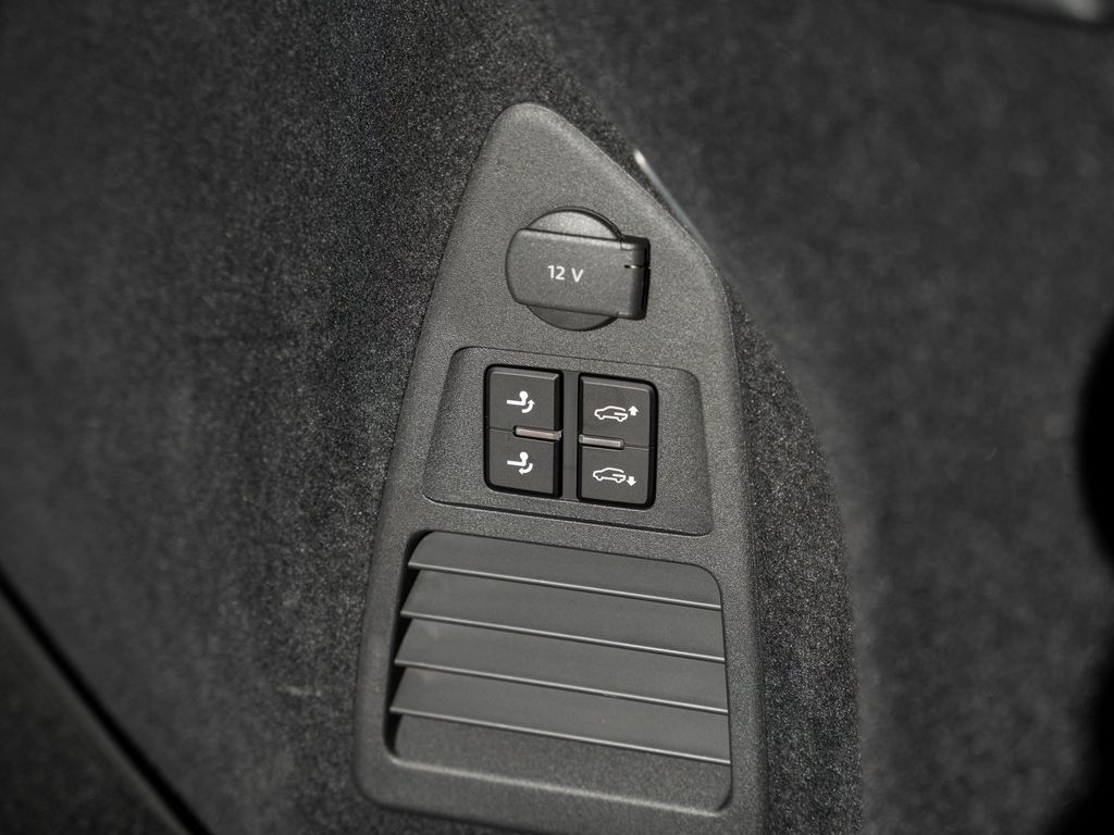 Volkswagen Touareg 2025