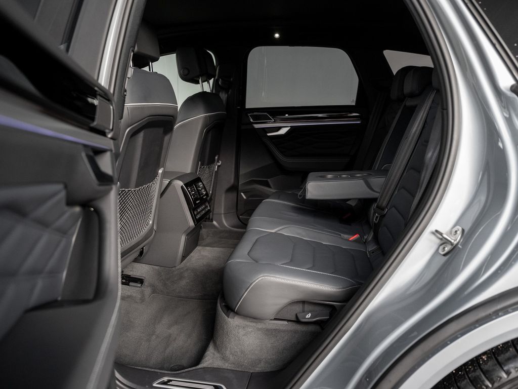 Volkswagen Touareg 2025