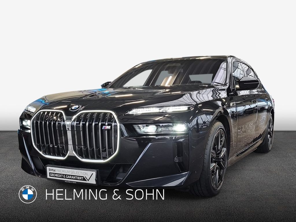 BMW M760 2023