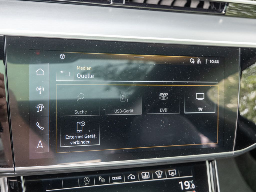 Audi S8 2025
